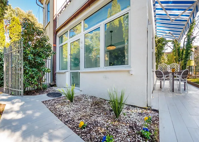 Daire Sun & Snow Blekitna Laguna Jurata