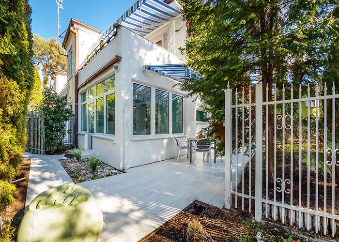 Sun & Snow Blekitna Laguna Jurata